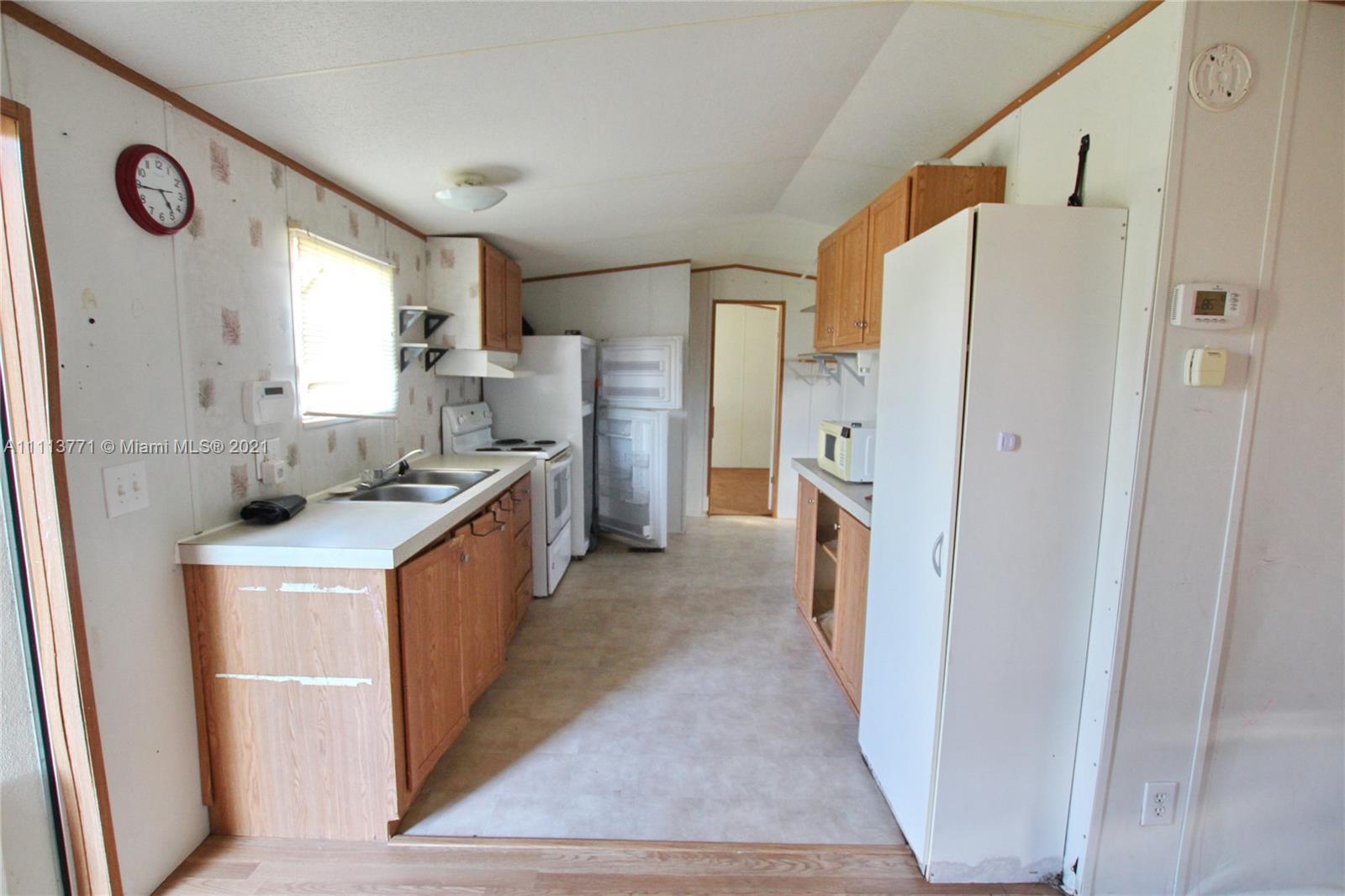 1367 Lake Drive W, Bulkhead Ridge FL 34974 photo 4