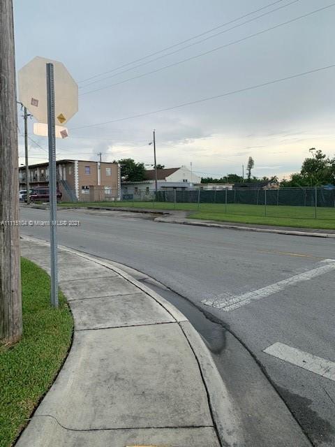 542 SW 5th Ave, Homestead FL 33030 photo 5