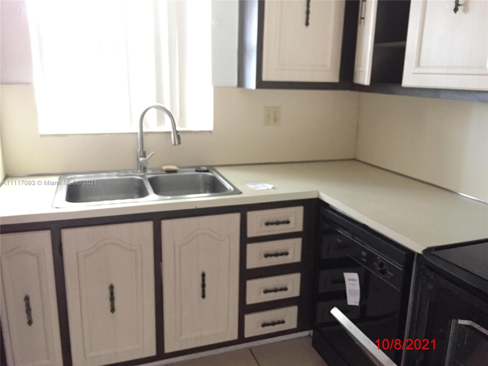 9363 Fontainebleau Blvd # H227, Miami FL 33172 photo 2