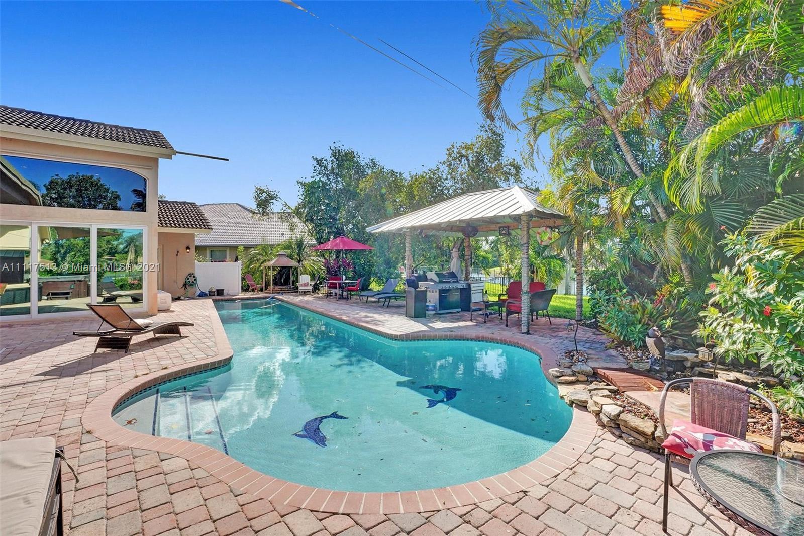 7273 NW 68th Dr, Parkland FL 33067