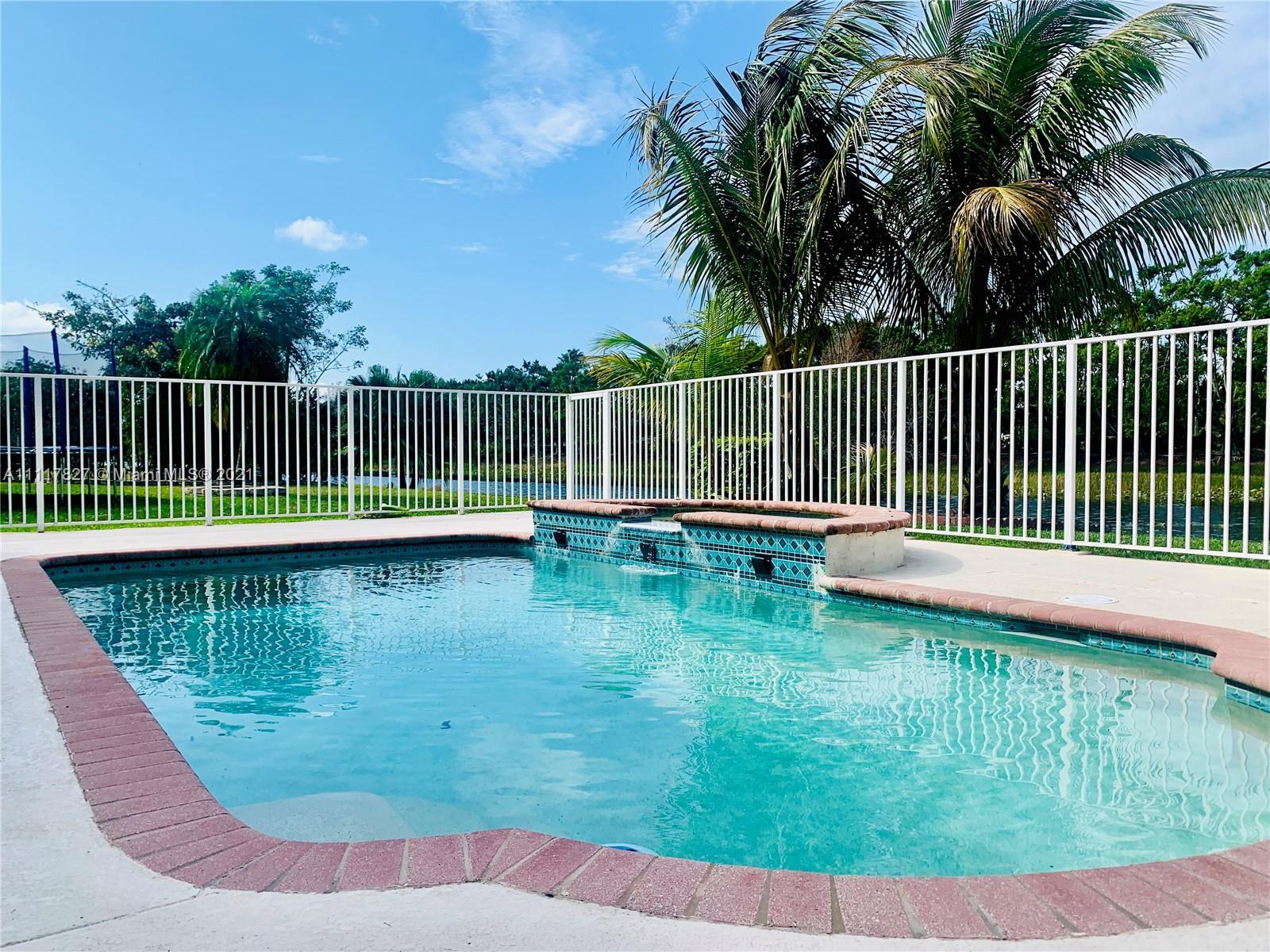4182 Pinewood Ln # 4182, Weston FL 33331 photo 5