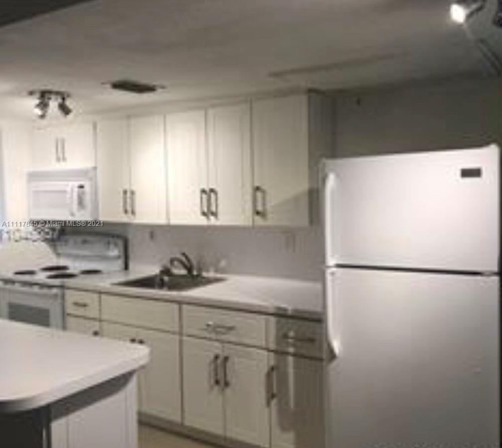 3901 SW 112th Ave # 14, Miami FL 33165 photo 2