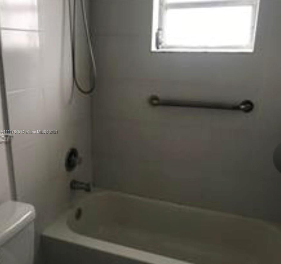 3901 SW 112th Ave # 14, Miami FL 33165 photo 3