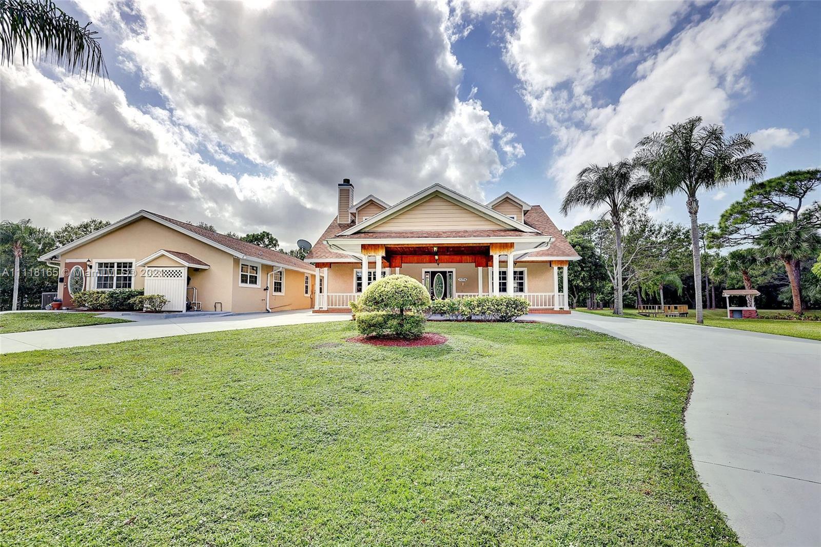 5256 SW Savage St, Palm City FL 34990