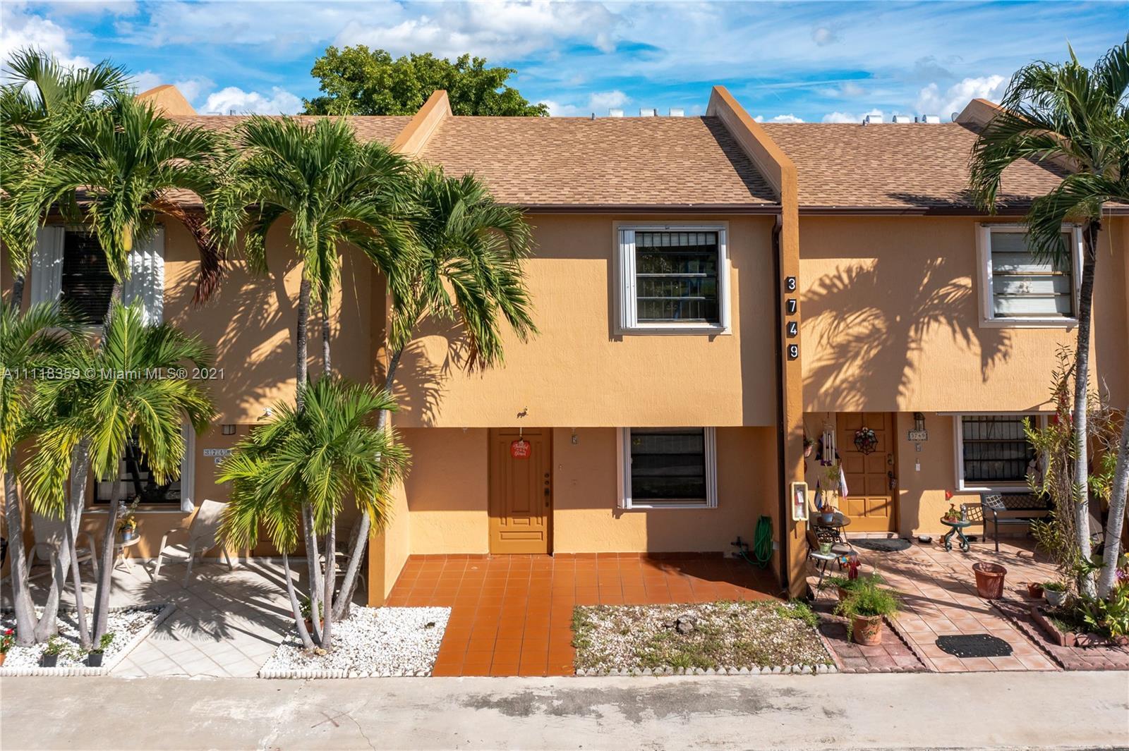 3749 SW 99th Ave # 5, Miami FL 33165