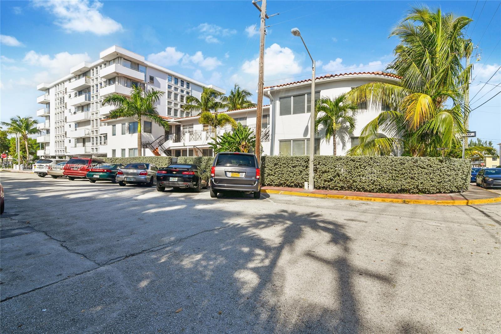 401 80th Street # 6, Miami Beach FL 33141