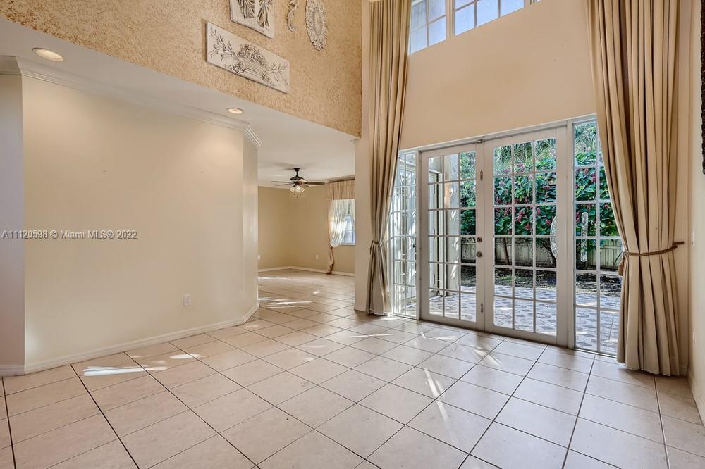 9663 SW 158th Court, Miami FL 33196 photo 4