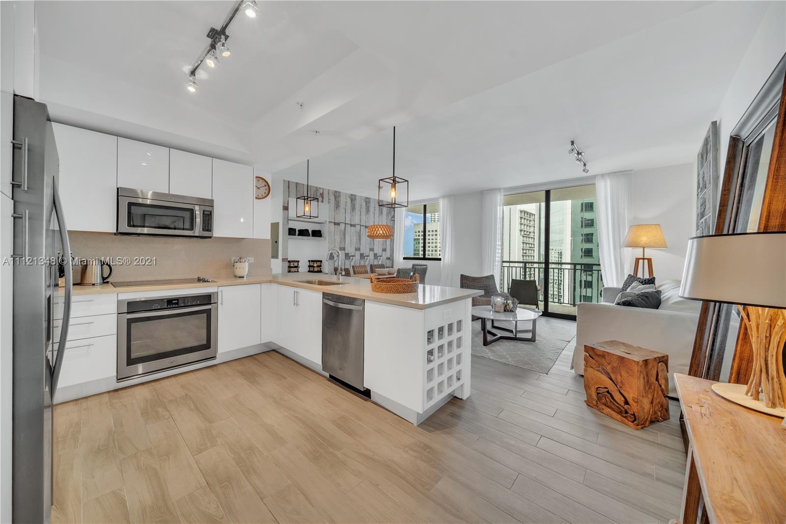 999 SW 1st Ave # 2014, Miami FL 33130 photo 3