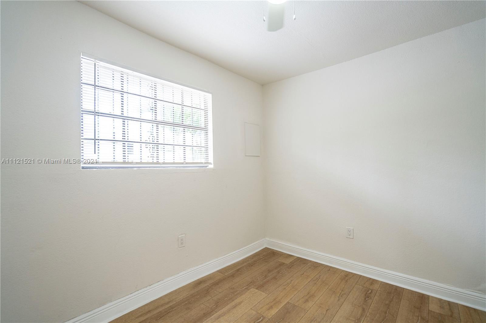 500 NW 10th Ave # C, Miami FL 33136 photo 4
