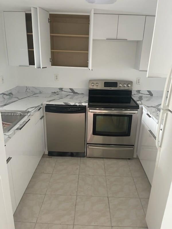 Miami, FL 33172 photo 2