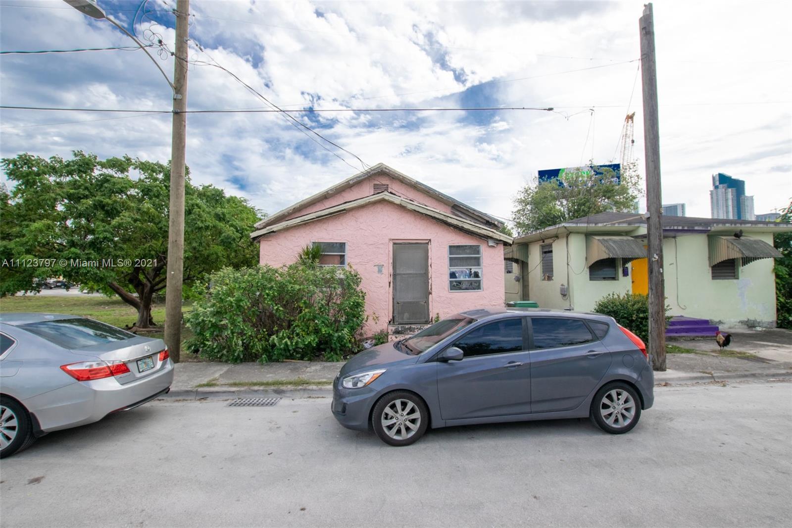 1435 NW 2nd Ave, Miami FL 33136 photo 2