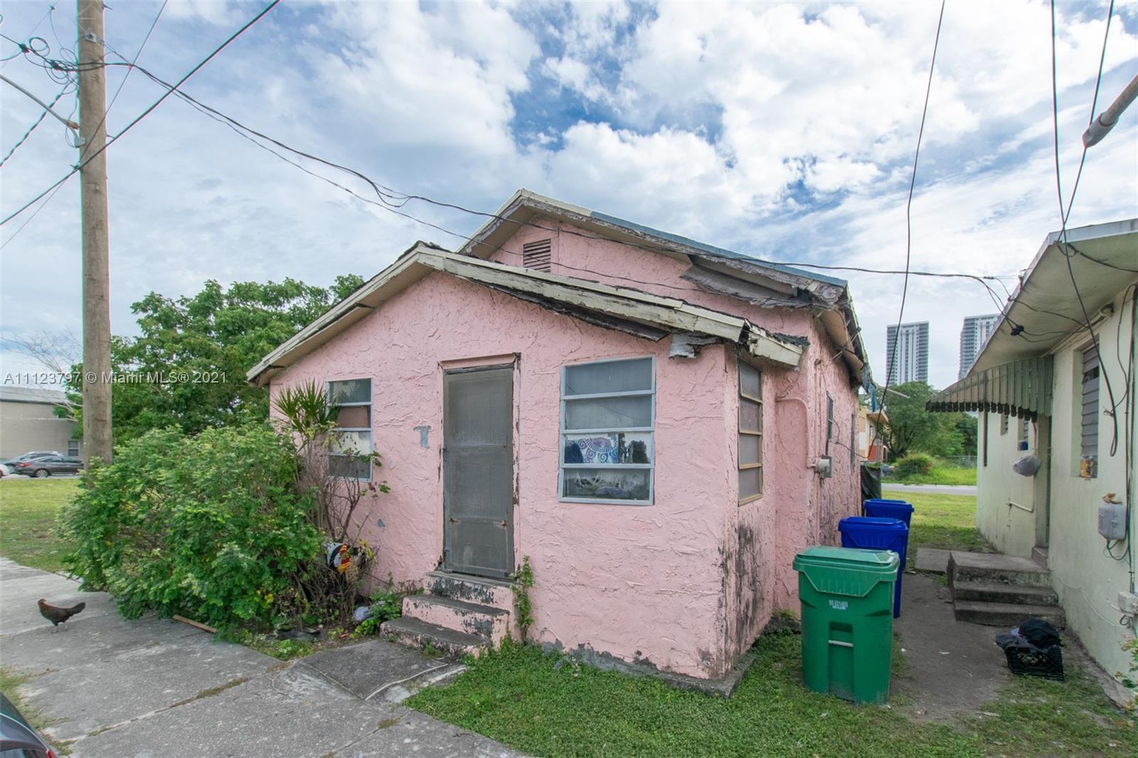 1435 NW 2nd Ave, Miami FL 33136
