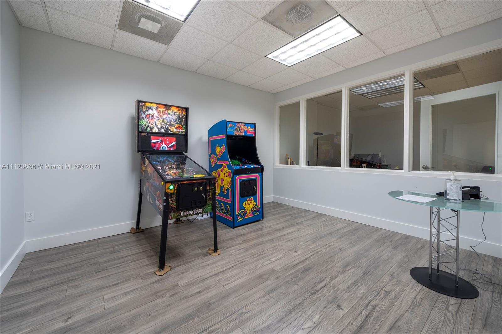 2404 Hollywood Blvd, Hollywood FL 33020 photo 5