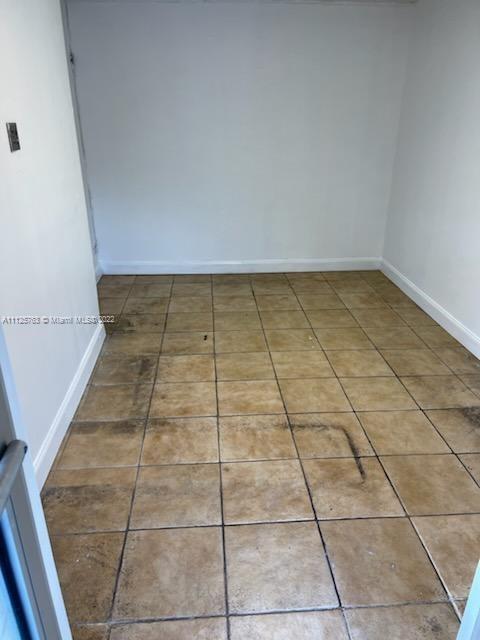 26 Diplomat Pkwy, Hallandale Beach FL 33009 photo 3