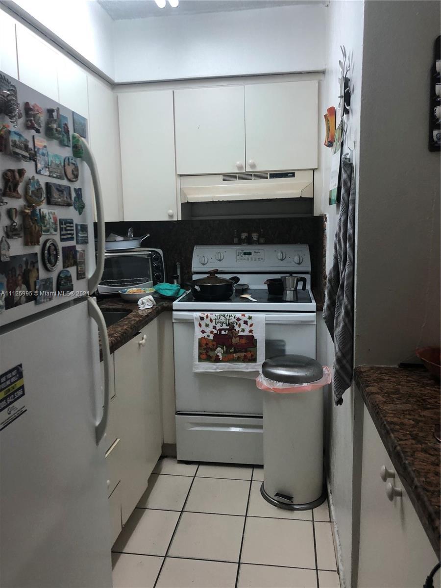 2385 NW 11th St # B16, Miami FL 33125 photo 3