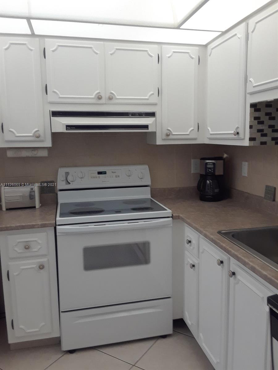 202 SE 10th St # 104, Dania Beach FL 33004 photo 3