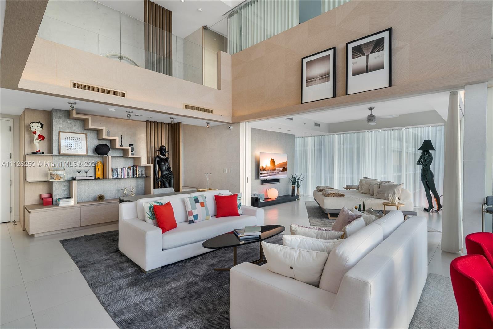 1040 Biscayne Blvd # 4607, Miami FL 33132 photo 4