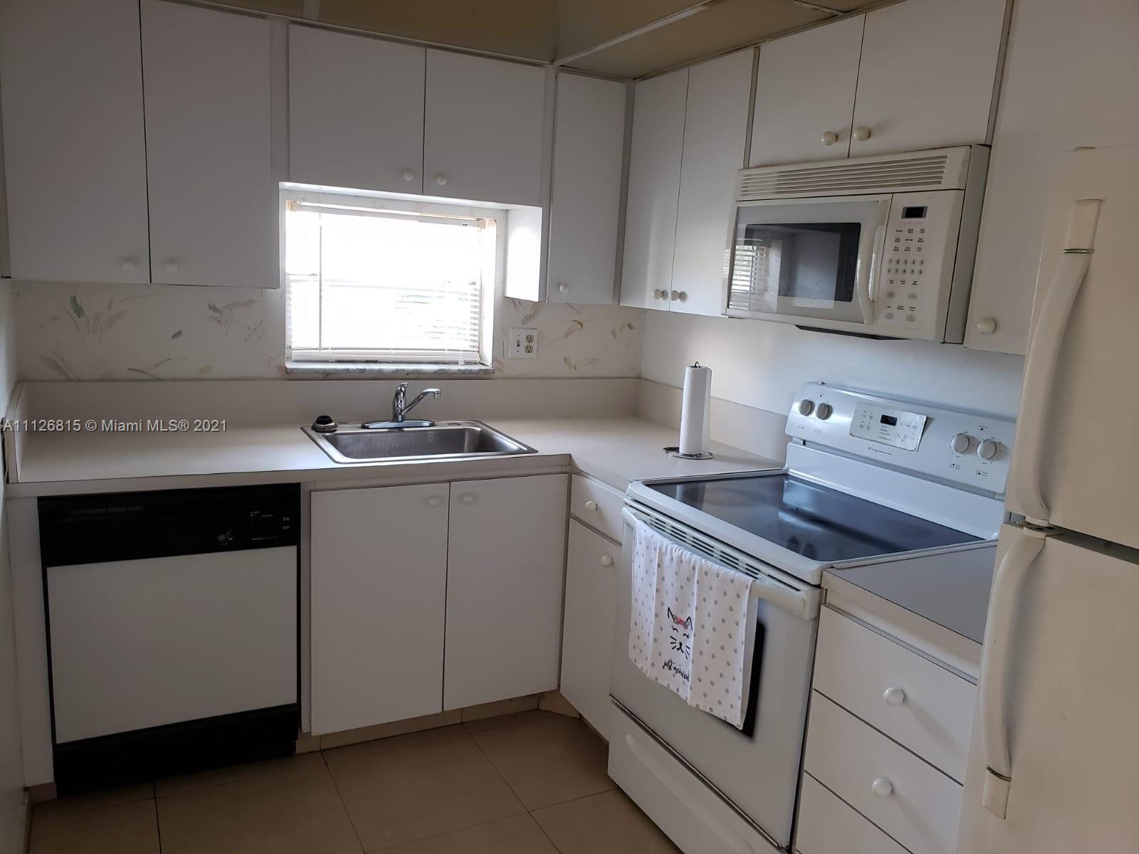 681 S Hollybrook Dr # 206, Pembroke Pines FL 33025 photo 5
