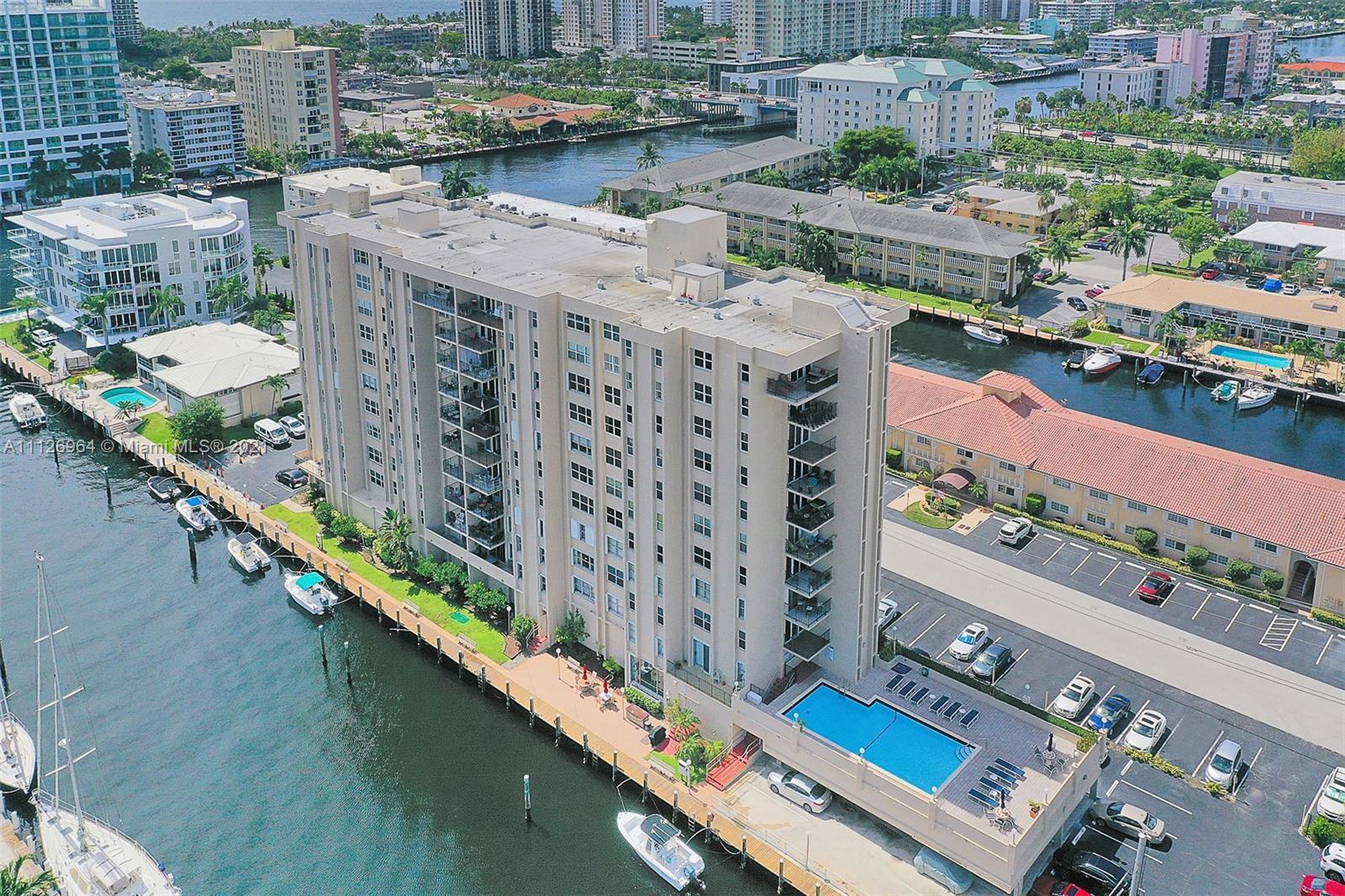 2881 NE 33rd Ct # 2C, Fort Lauderdale FL 33306