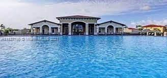 22621 SW 88PL # 304, Cutler Bay FL 33190