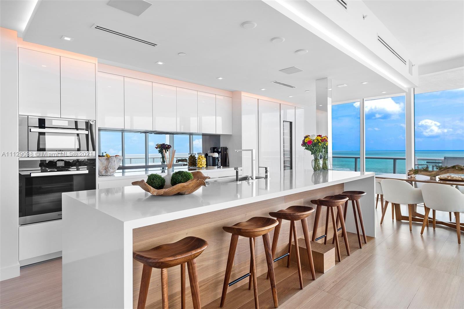 100 S Pointe Dr # 1006, Miami Beach FL 33139 photo 4