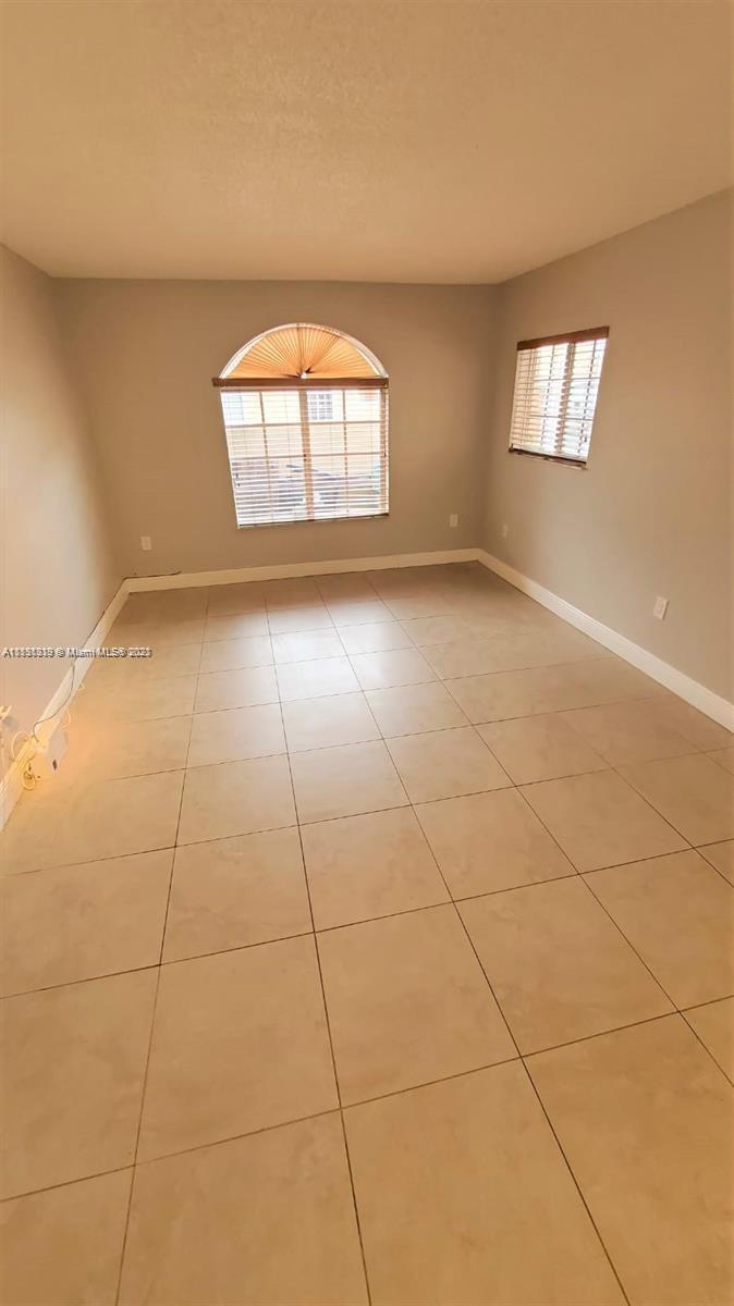 15358 SW 39th Ter, Miami FL 33185 photo 5
