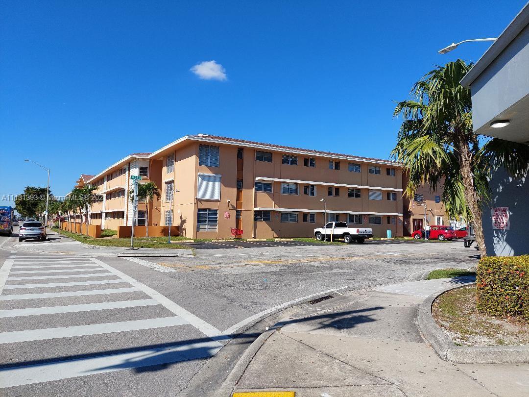 3881 W Flagler St # 208, Miami FL 33134 photo 4
