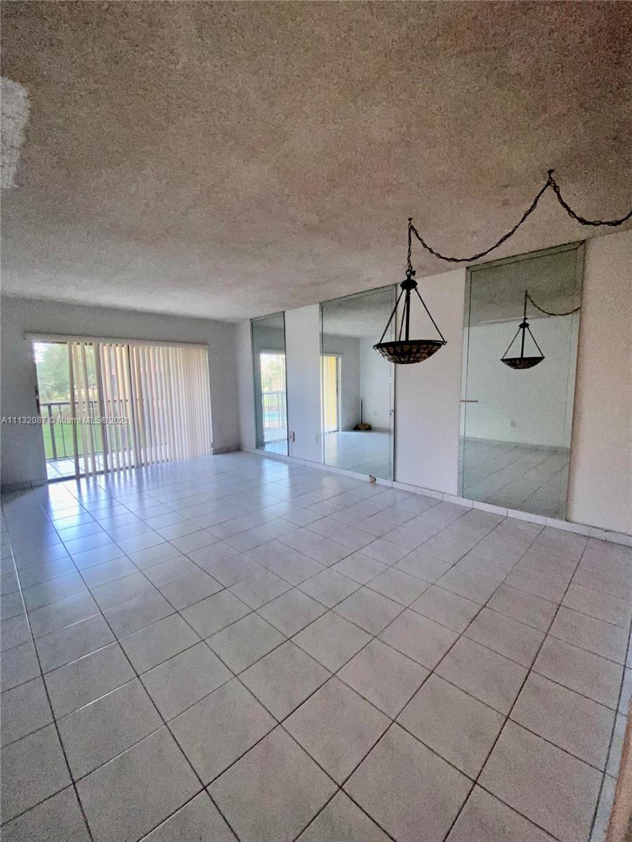 9405 W Flagler St # D207, Miami FL 33174 photo 2