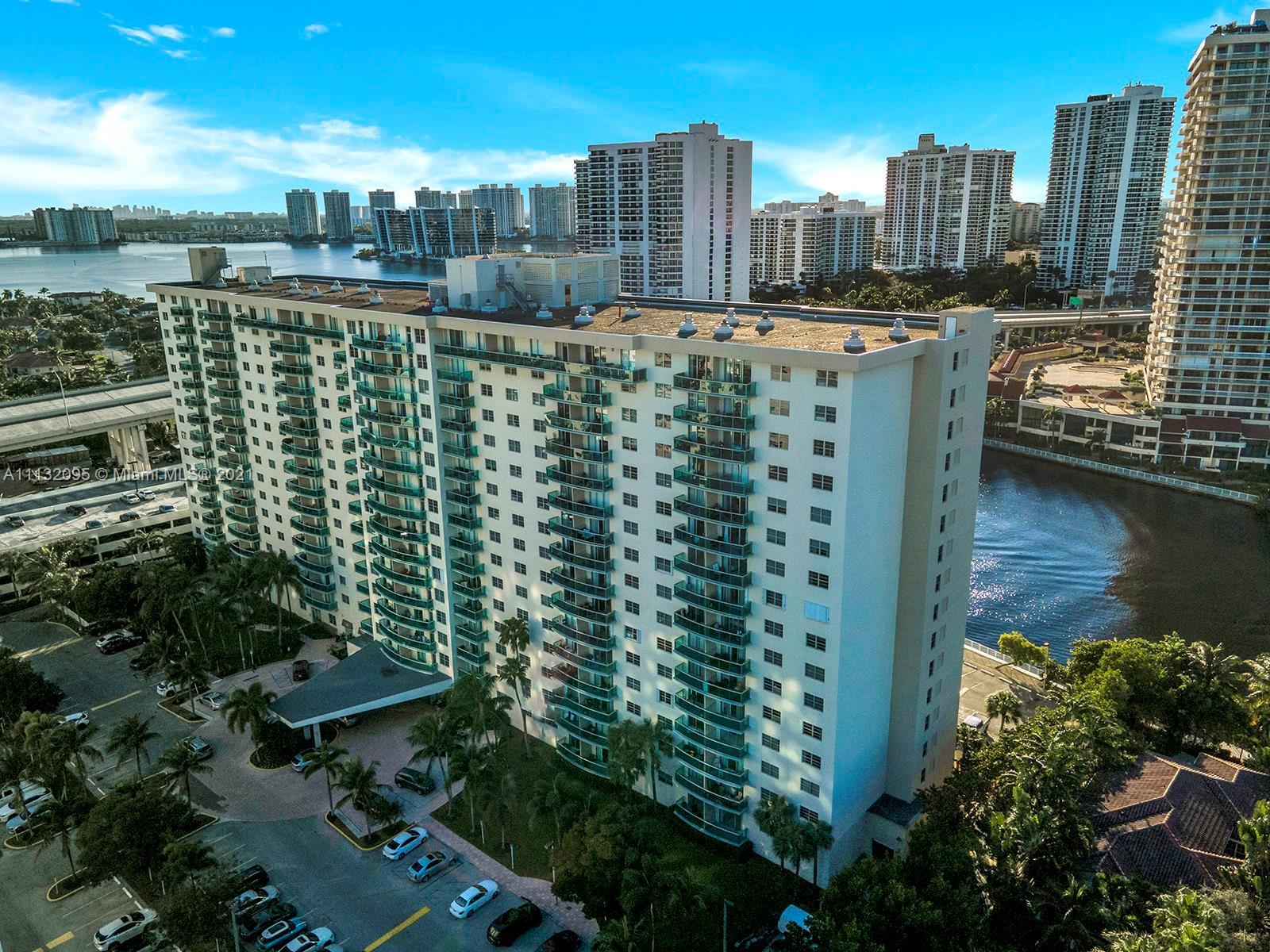 19390 Collins Ave # 126, Sunny Isles Beach FL 33160 photo 2