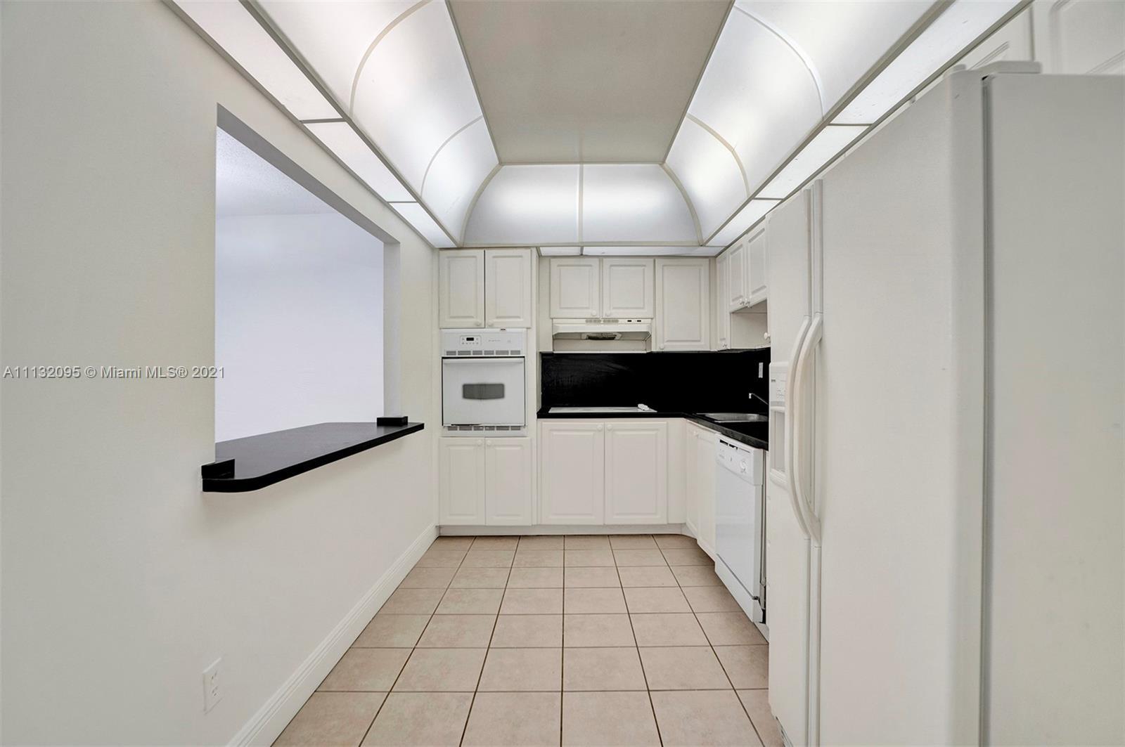 19390 Collins Ave # 126, Sunny Isles Beach FL 33160 photo 4