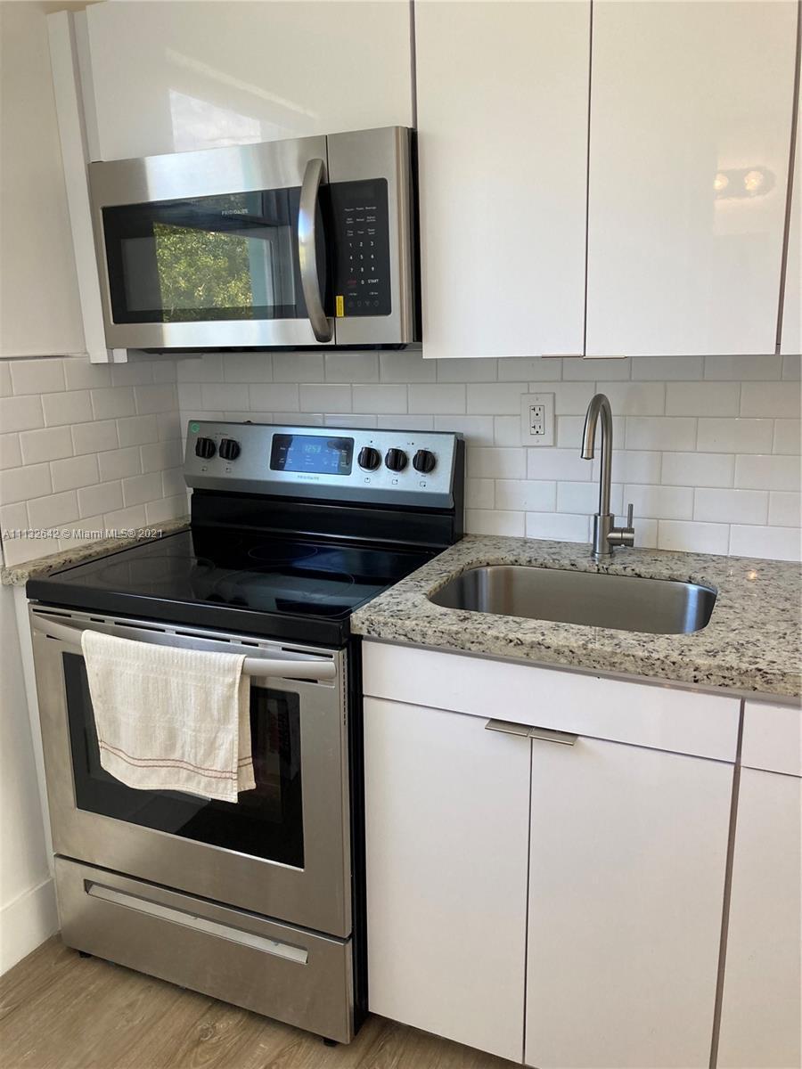 1815 NW 1st CT # 2, Miami FL 33136 photo 3