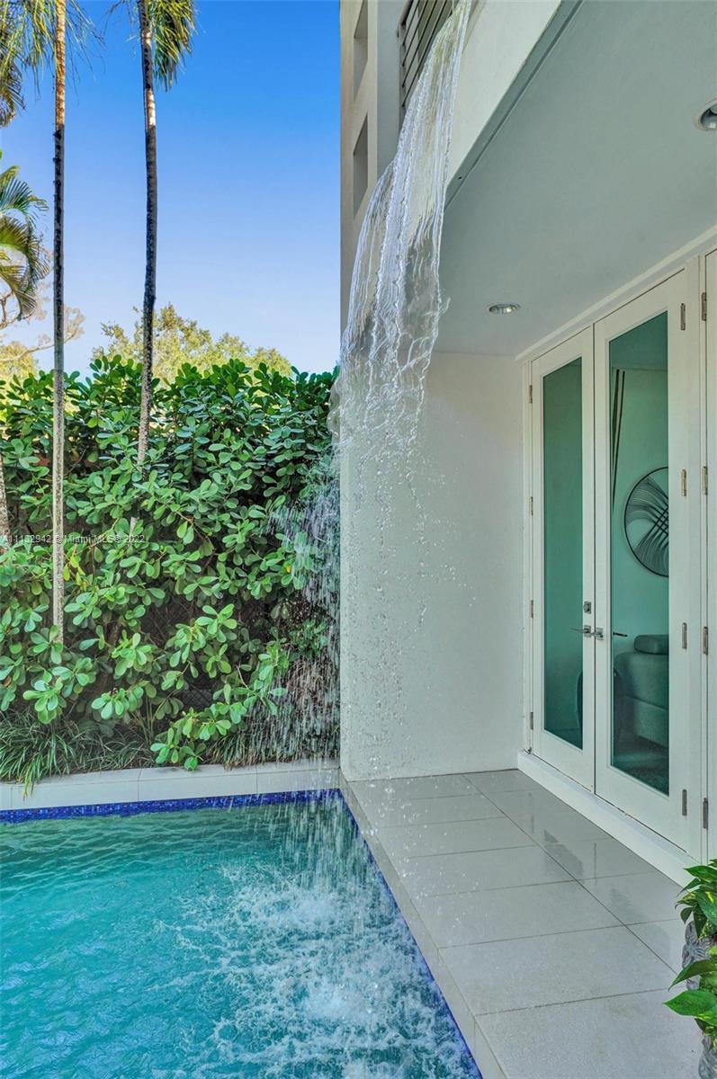 816 SW 12th Ave, Fort Lauderdale FL 33312 photo 3