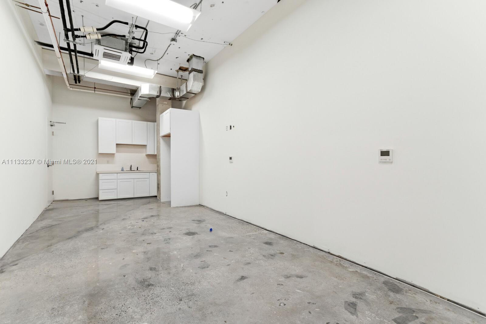 916 NW 6th Ave, Fort Lauderdale FL 33311 photo 3