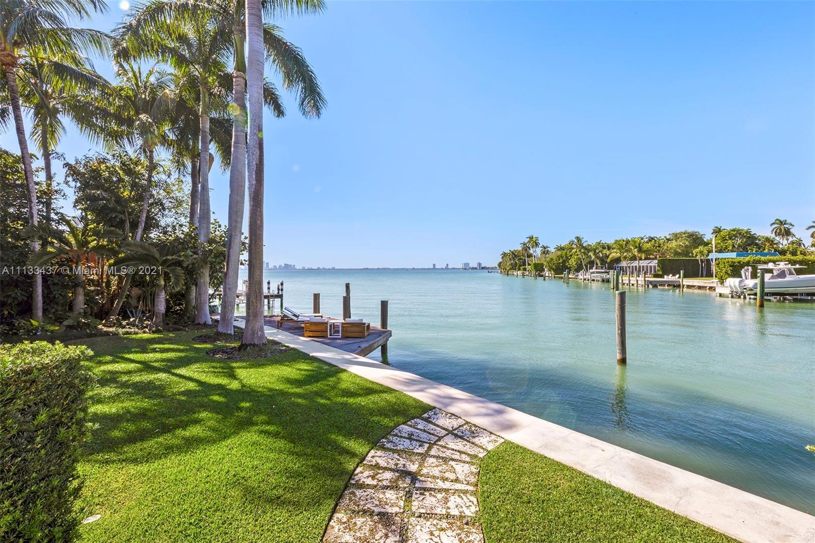 6500 N Bay Rd, Miami Beach FL 33141