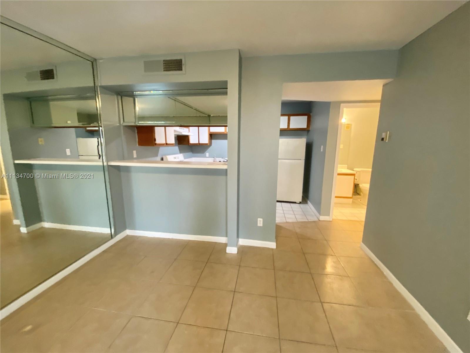 15290 SW 106th Ln # 307, Miami FL 33196 photo 2