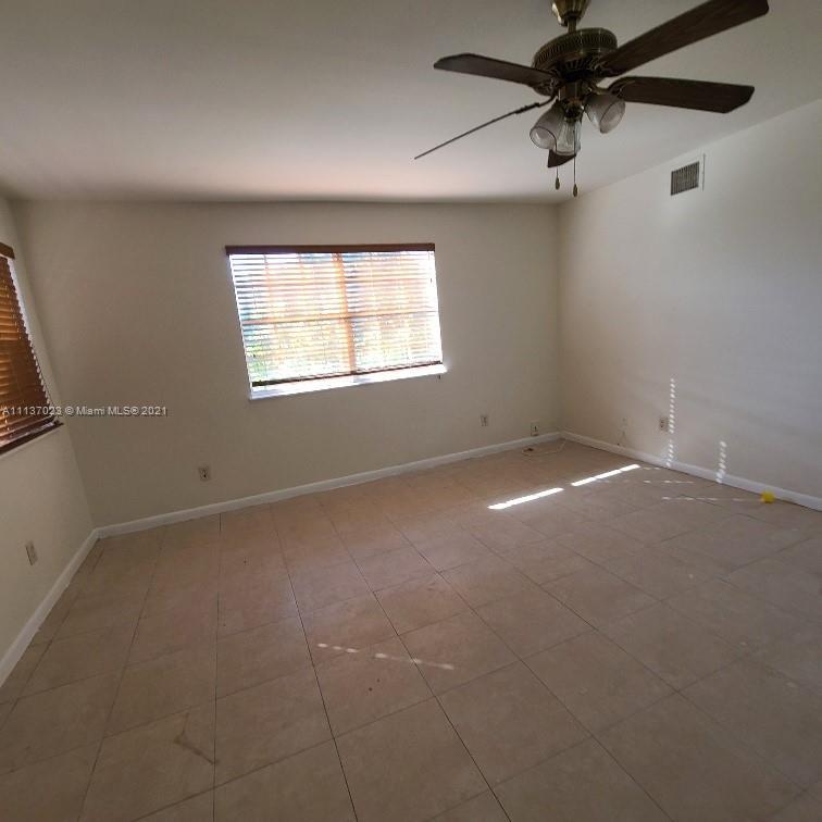 14250 NW 22nd Ave # 4, Opa-Locka FL 33054 photo 2
