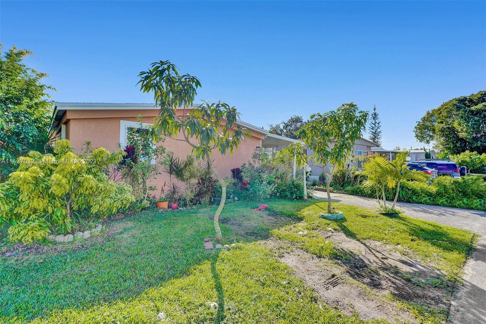 21610 NW 7th Ct, Pembroke Pines FL 33029 photo 3