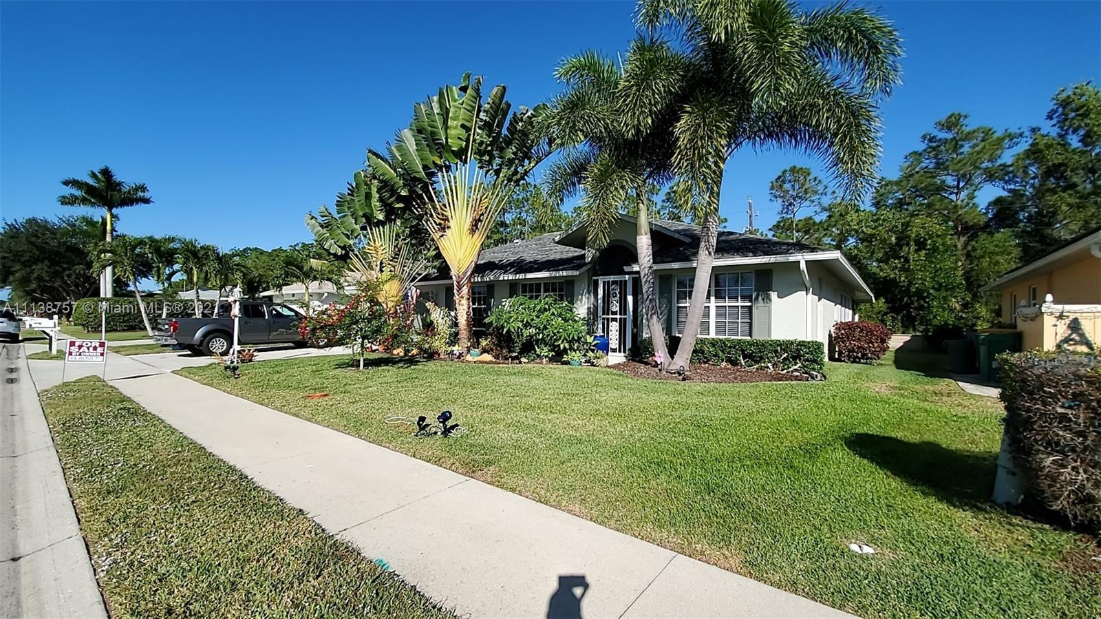 873 Charlemagne BlVd, Naples FL 34112 photo 4