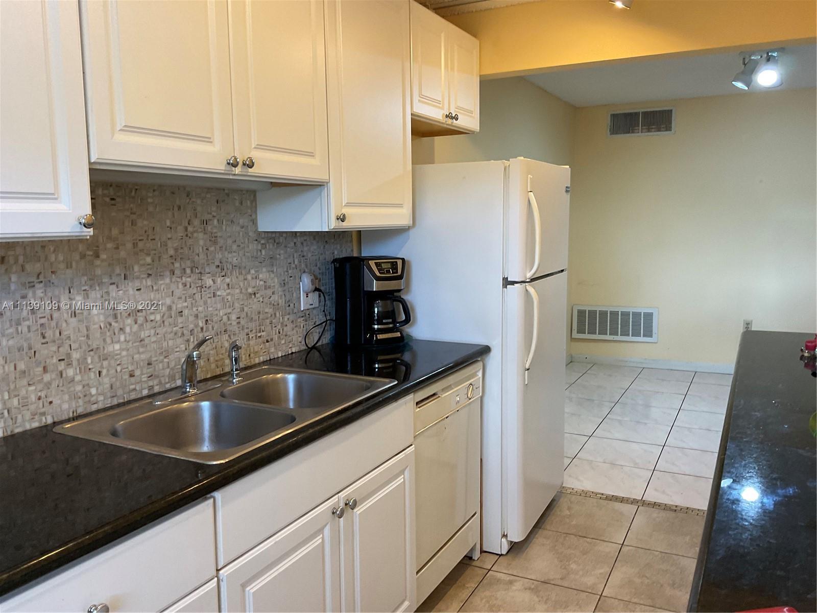 175 NE 203rd Ter # 15, Miami Gardens FL 33179 photo 3