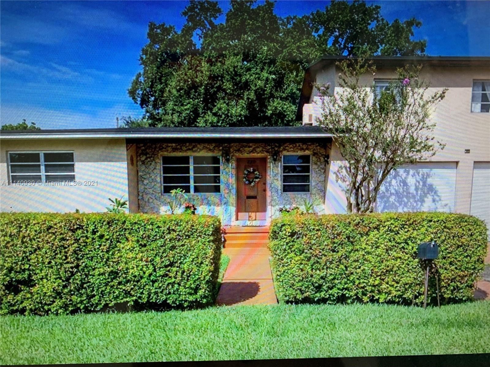 220 SW 78th Pl, Miami FL 33144