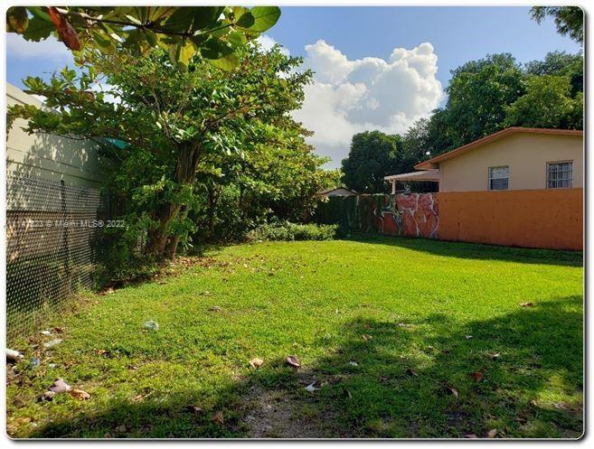 1255 NW 33rd Ave, Miami FL 33125 photo 4