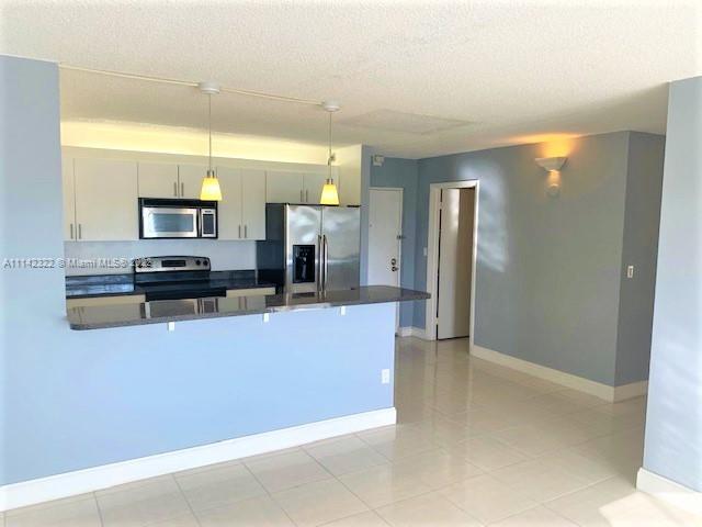 14830 Naranja Lakes Blvd, Homestead FL 33032