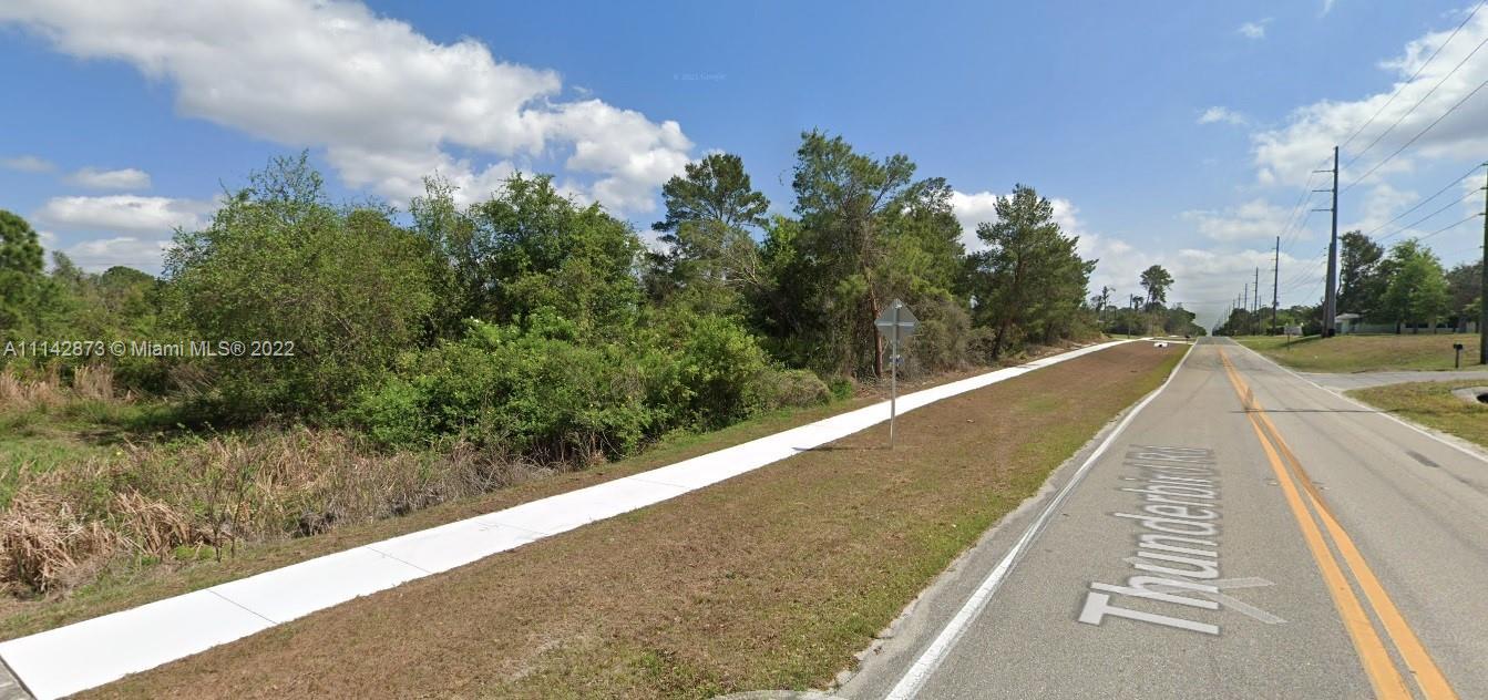 4912 Thunderbird Road, Sebring FL 33872 photo 4
