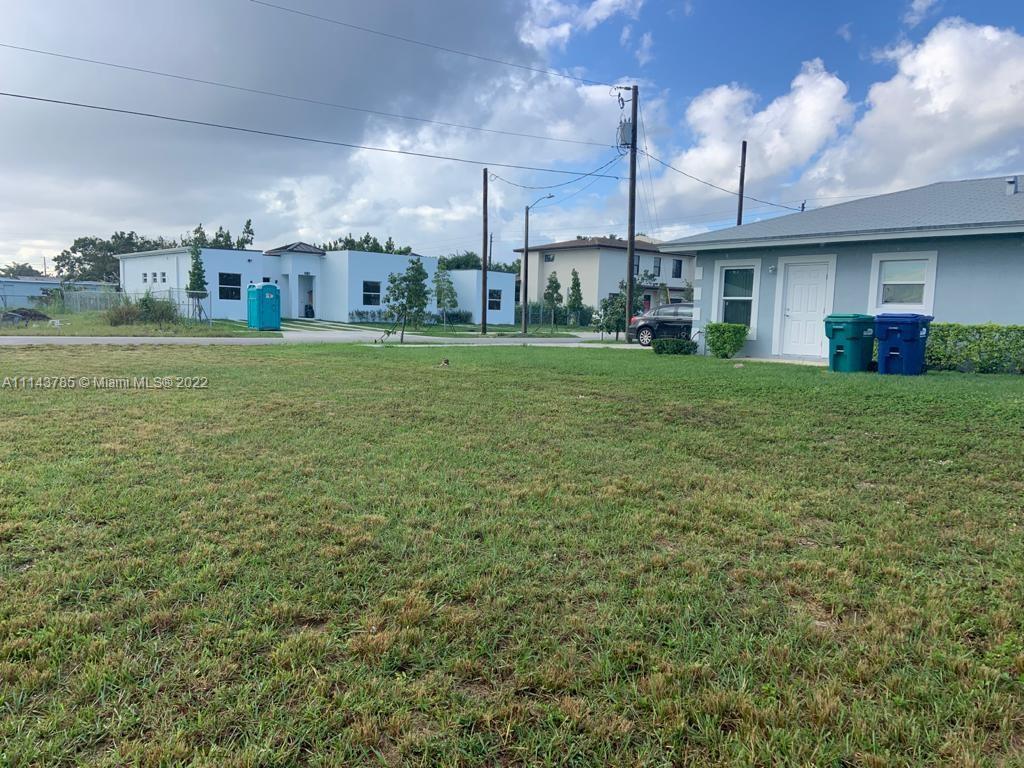 120xx SW 213 st, Miami FL 33177 photo 2