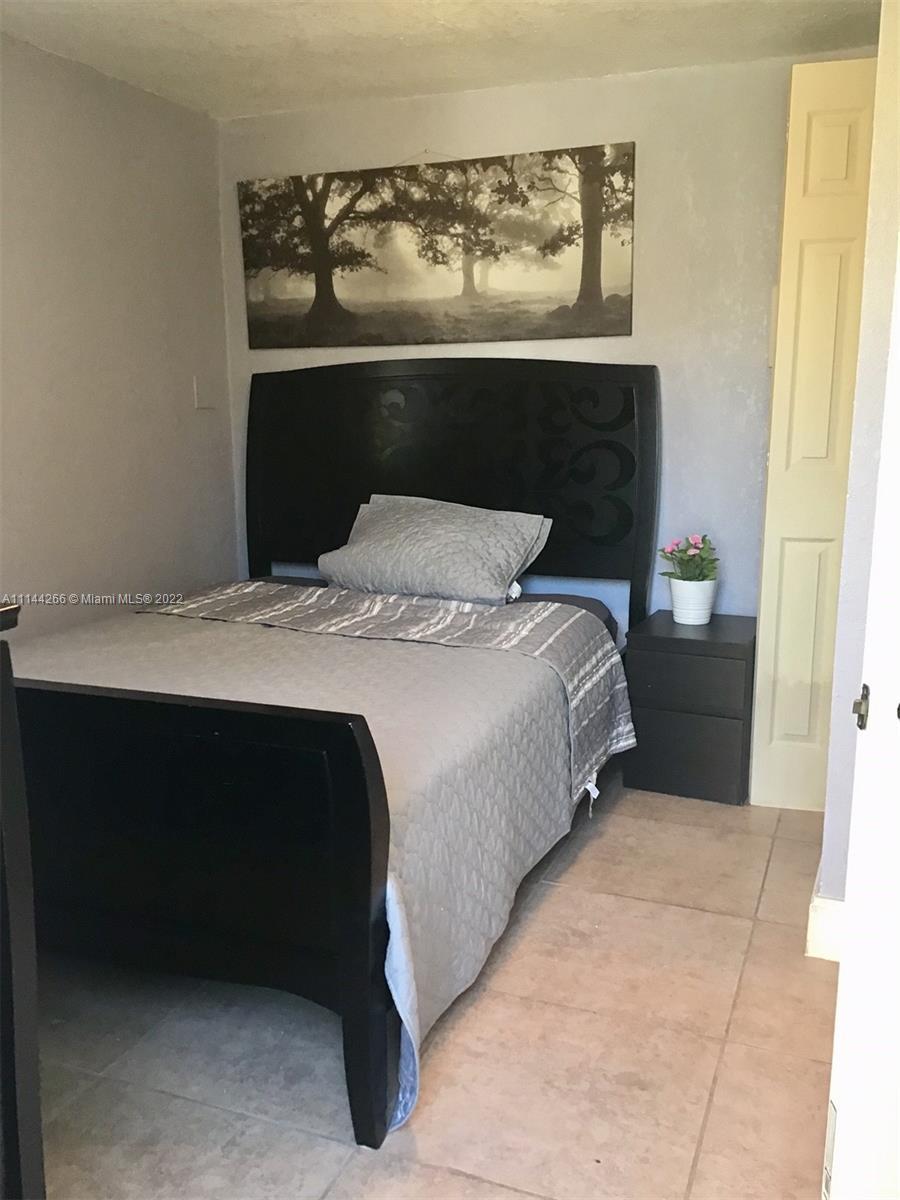 1265 NE 200th St # 2, Miami FL 33179 photo 2