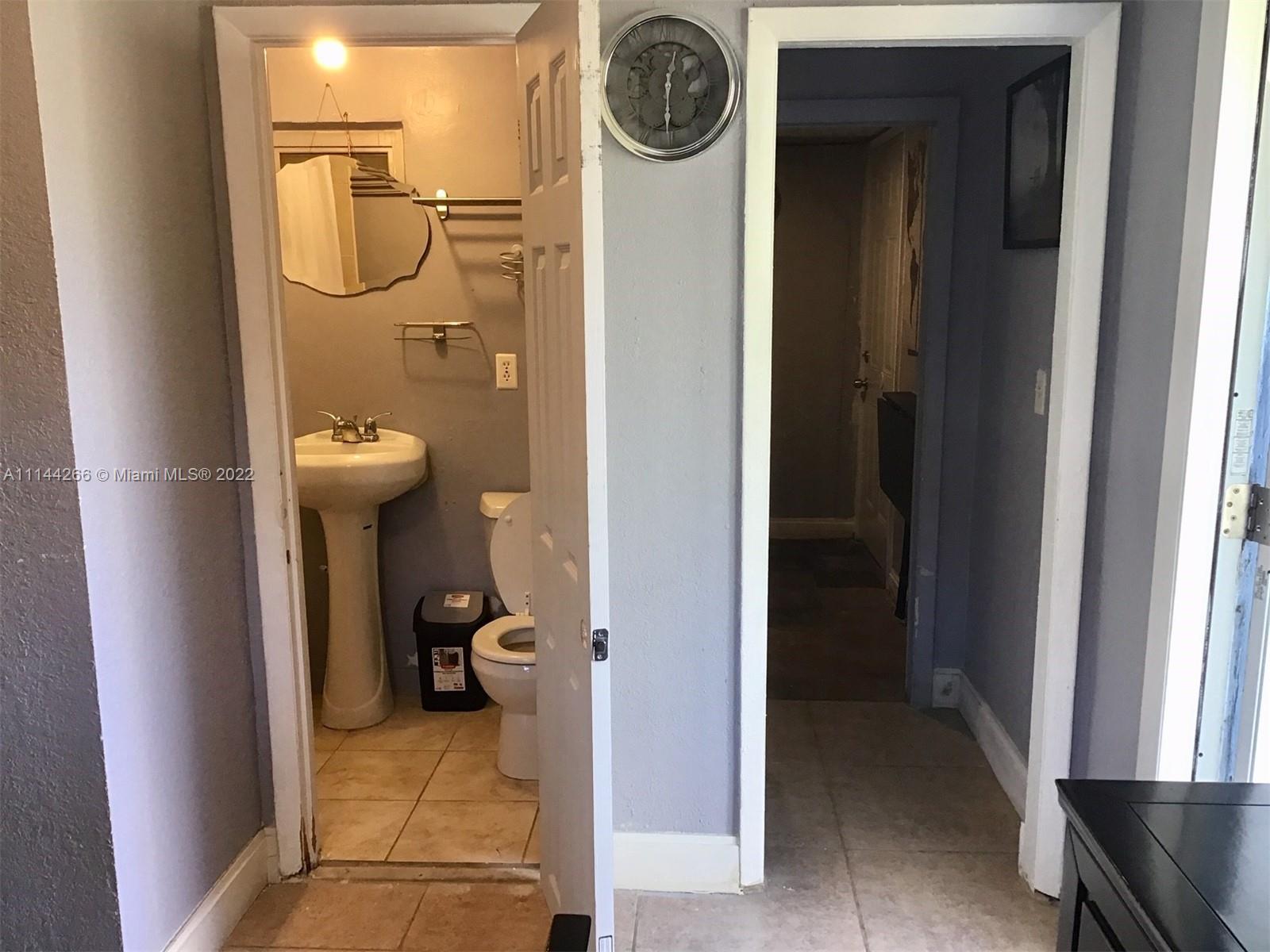 1265 NE 200th St # 2, Miami FL 33179 photo 5
