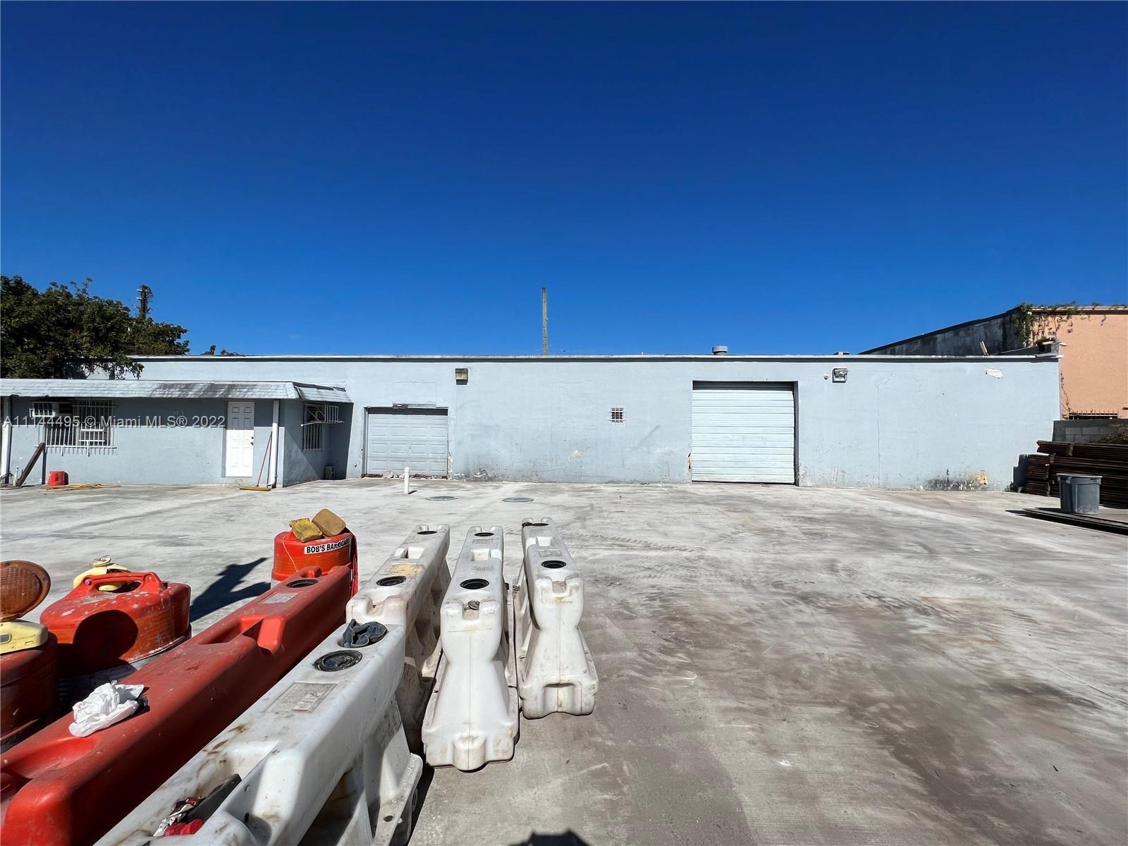 5715 Rodman St, Hollywood FL 33023