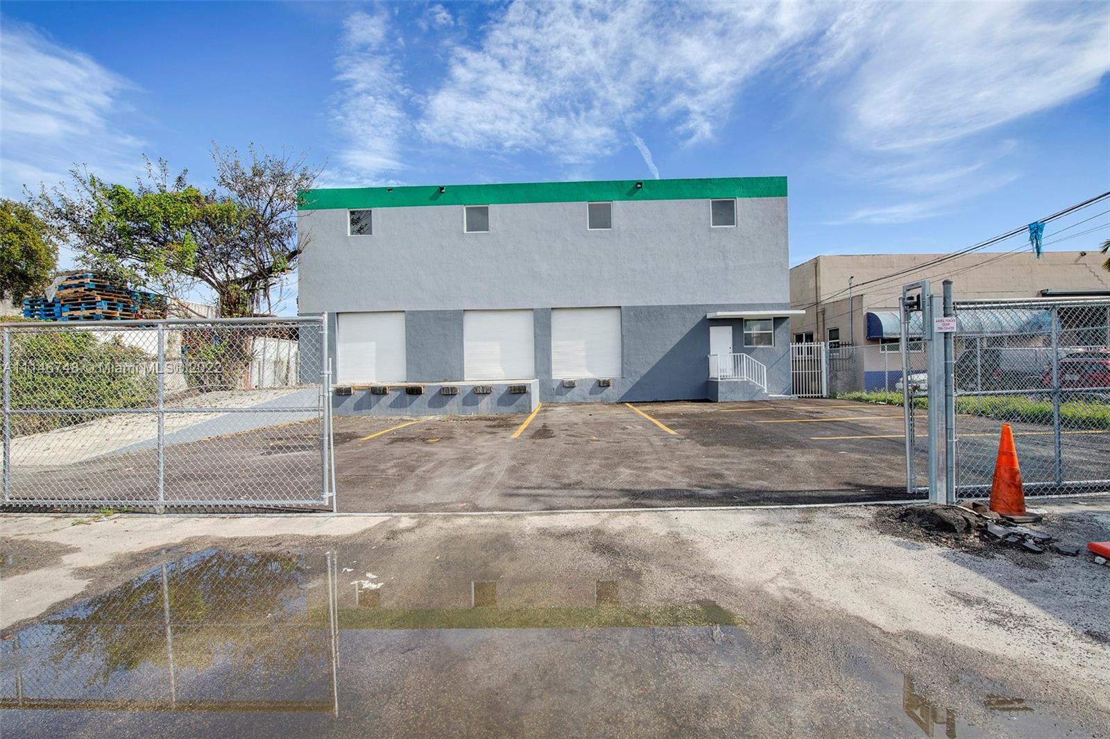 4205 NW 36th Ave, Miami FL 33142 photo 2