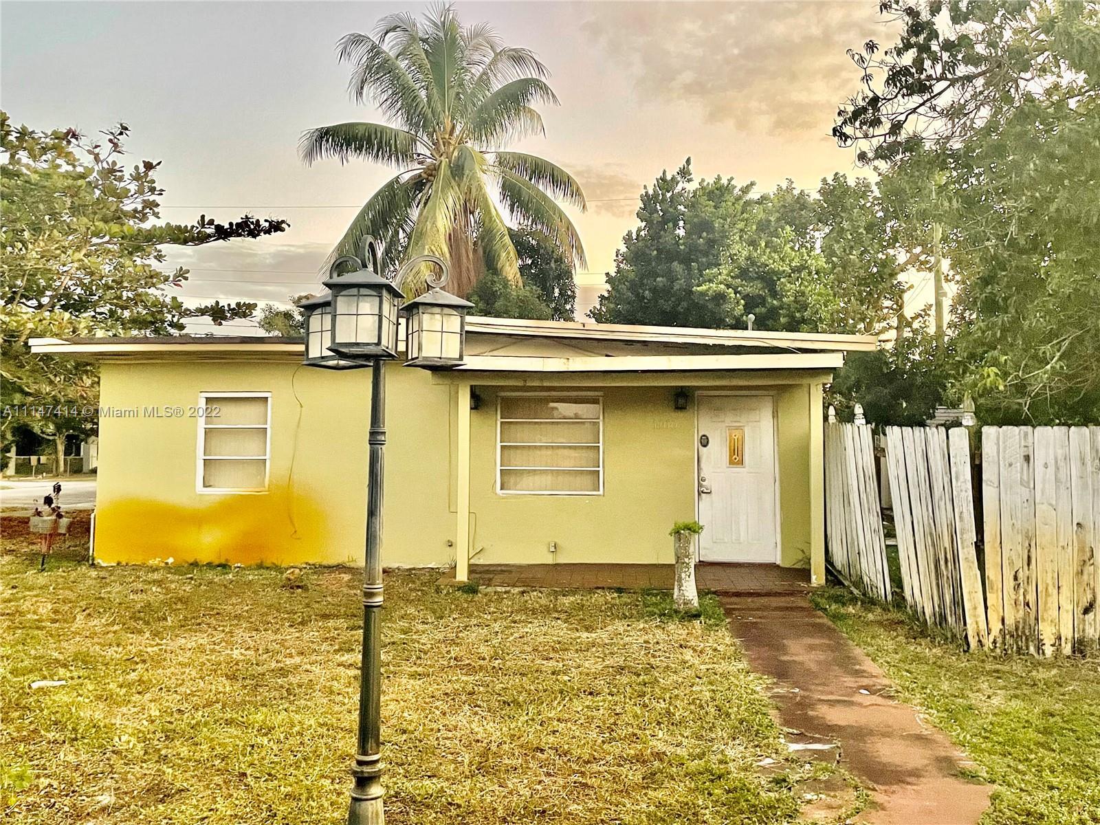 1100 NW 141st St, Miami FL 33168
