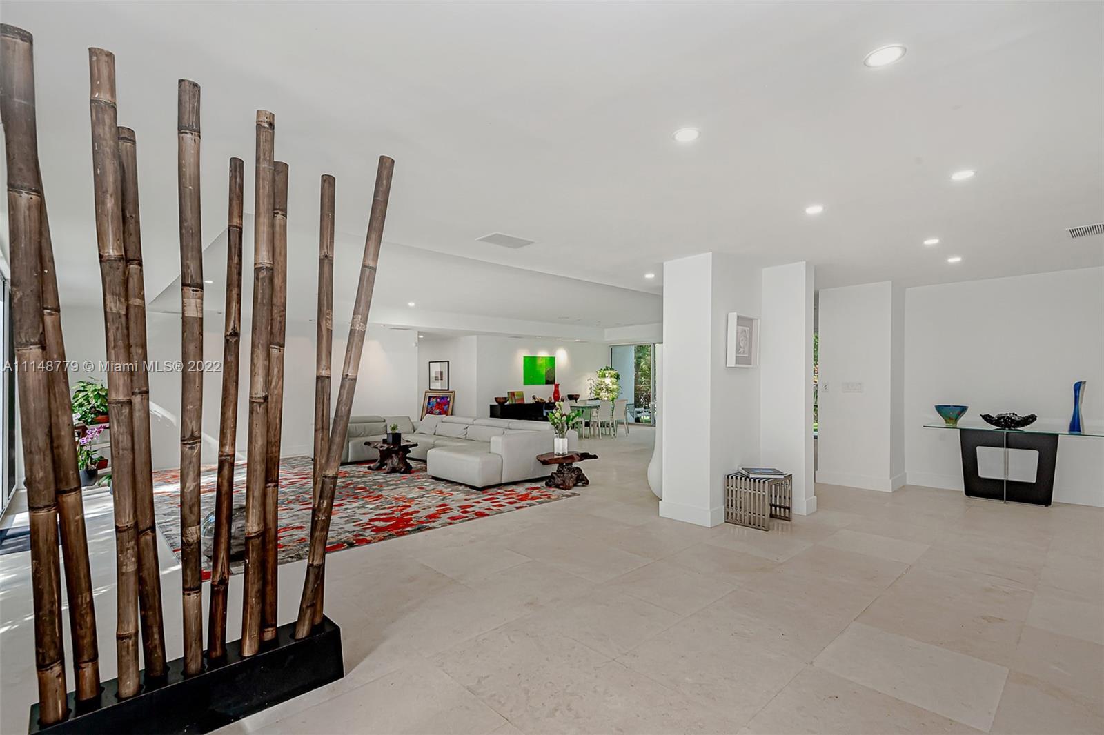 5001 SW 76th St, Miami FL 33143 photo 2